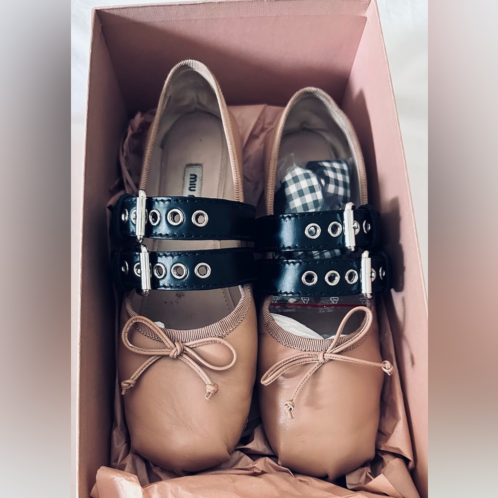 Miu Miu double strap ballerina flat in size 37.5 comes with dust bags and box